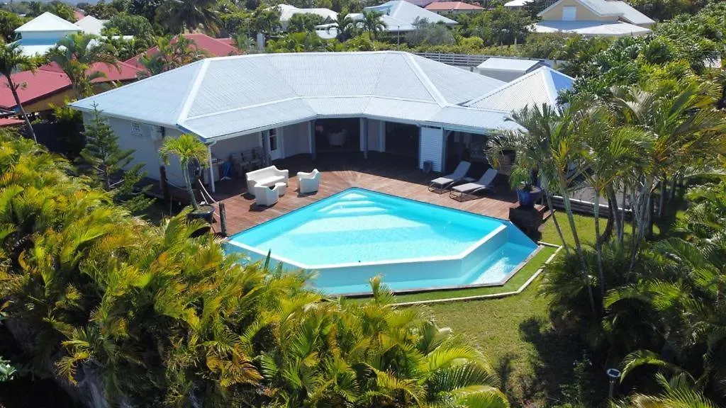 Magnifique Villa Domaine De Biglette Baie-Mahault 0*,